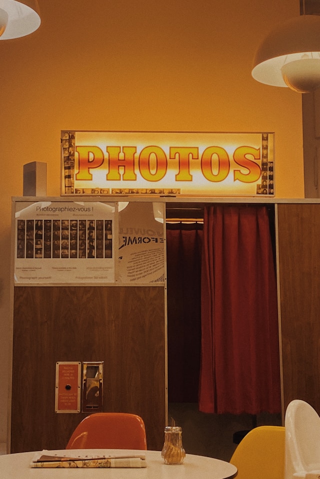 Photo Booth Rental for Company Dinners Encouraging Team Bonding Through Fun Experiences